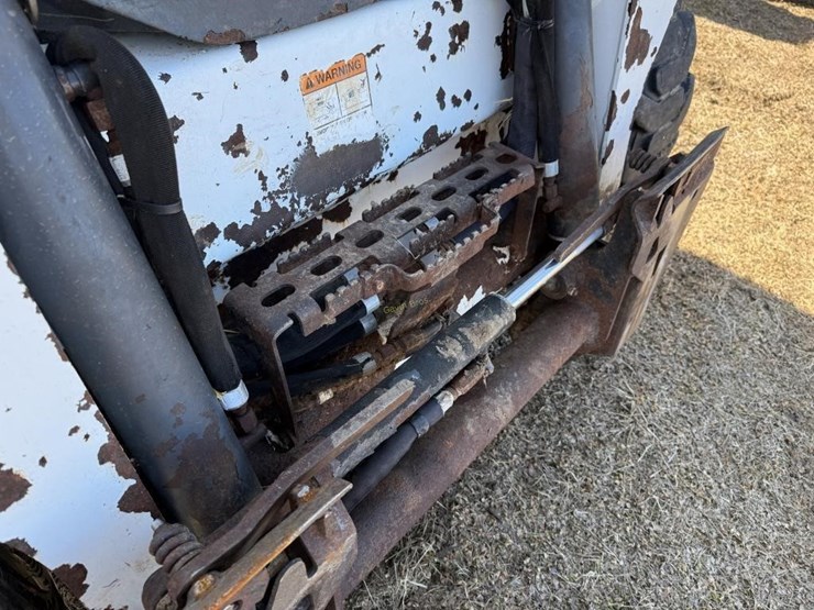 2017-bobcat-s595-image-4