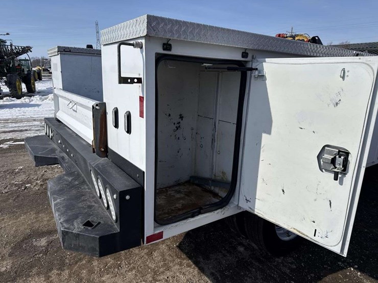 2021-dodge-ram-4500-image-27