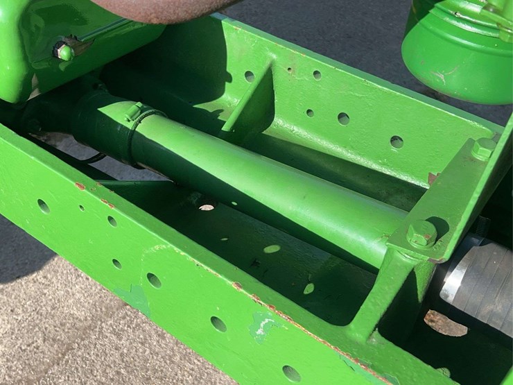 john-deere-model-b-image-24