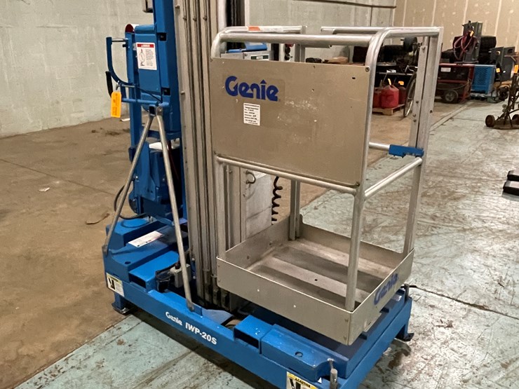 2000-genie-iwp20s-image-2