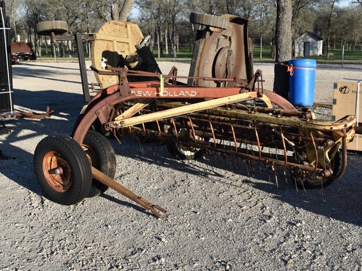 new-holland-258-image-1