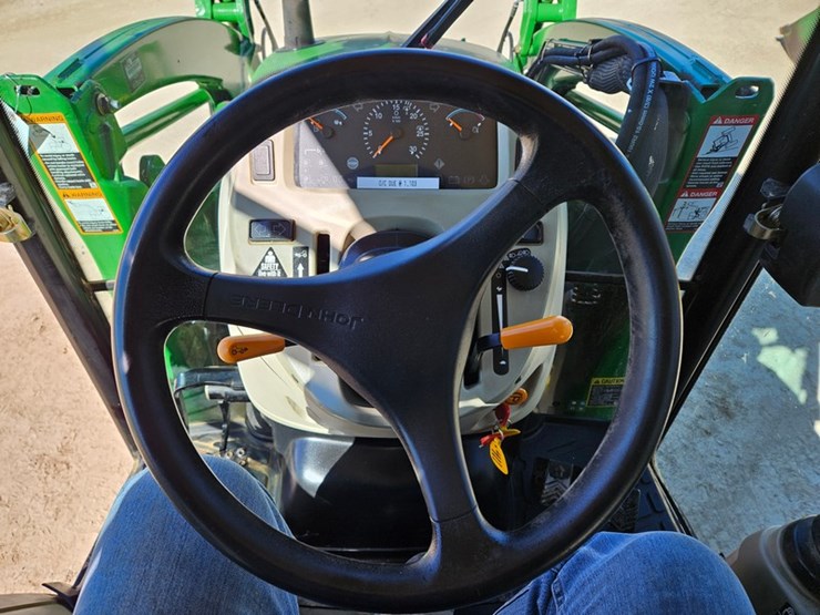john-deere-4720-image-28