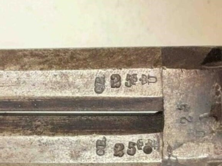 vintage-pistol-image-10