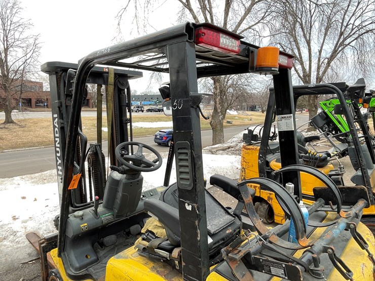 hyundai-25lc-7a-image-15