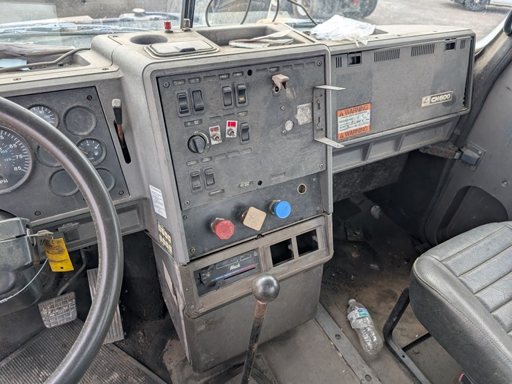 mack-ch613-image-22