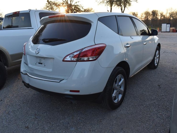 2011-nissan-murano-image-3