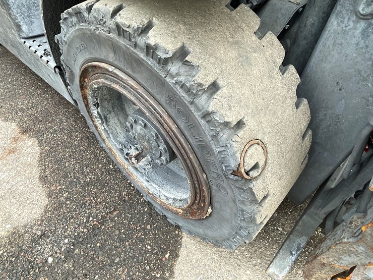 #4215-•-2008-hyster-fortis-60-lp-forklift-image-27