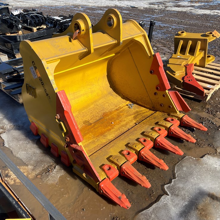 2026 CATERPILLAR 320