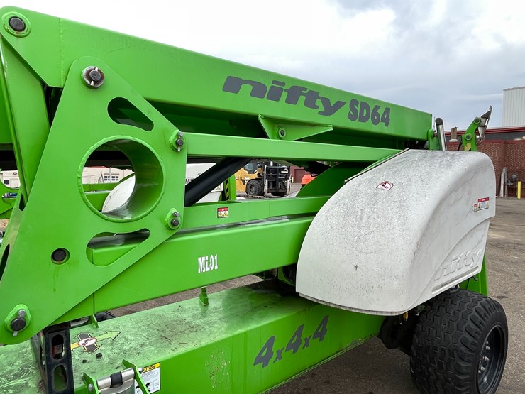 #4221-•-nifty-sd64-4x4x4-telescopic-boom-lift-image-16
