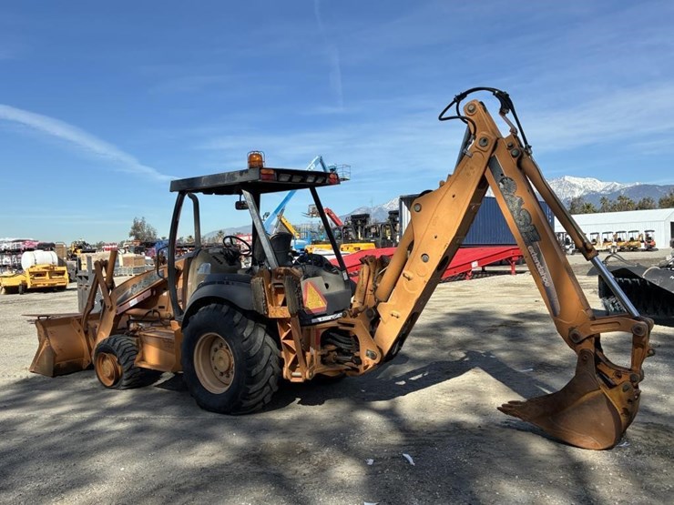 2007-case-580sm-image-4