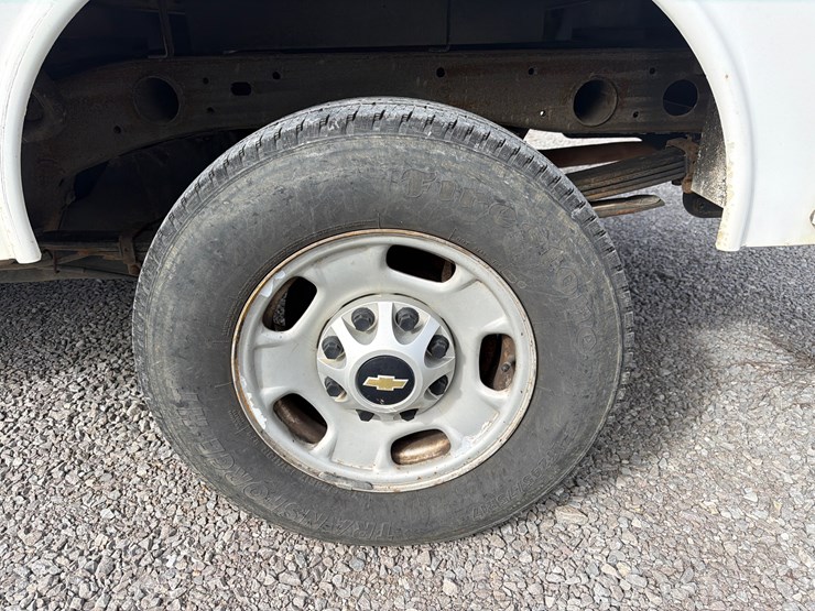 2014-chevrolet-2500hd-image-7