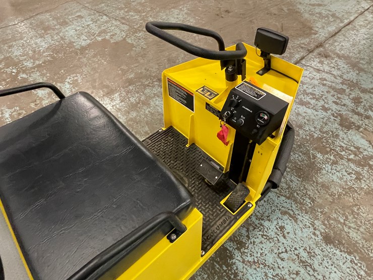 #188-•-columbia-expediter-electric-utility-vehicle-(new-old-stock-2022)-image-28