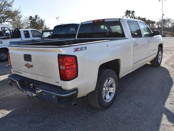 2014-chevrolet-1500-image-5