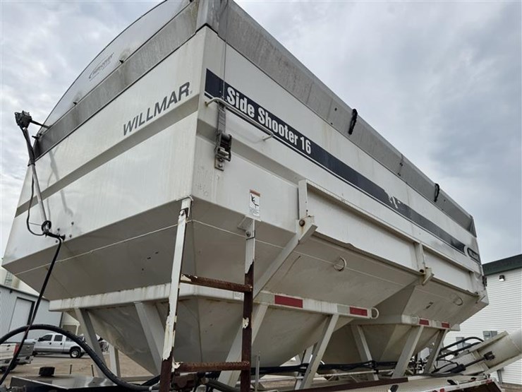 1985-ford-ltl9000-image-11