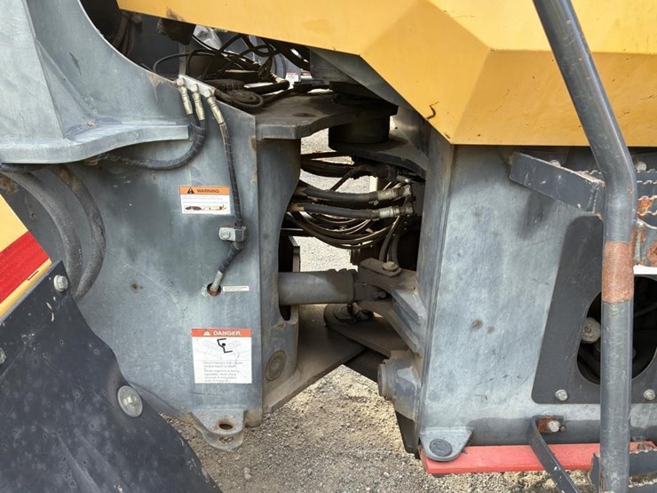 2004-komatsu-w200pt-wheel-loader-image-11