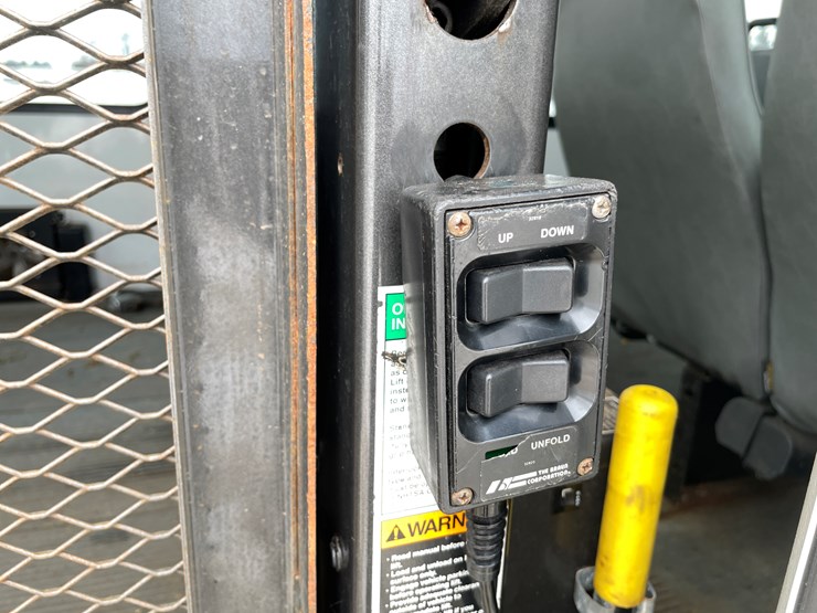 2014-ford-e450-image-27