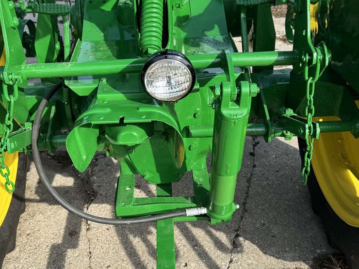 john-deere-h-image-33