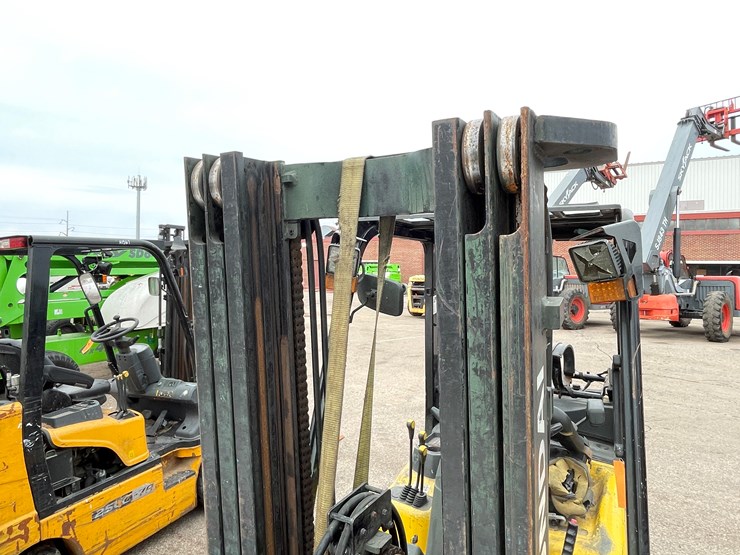 hyundai-25lc-7a-image-12