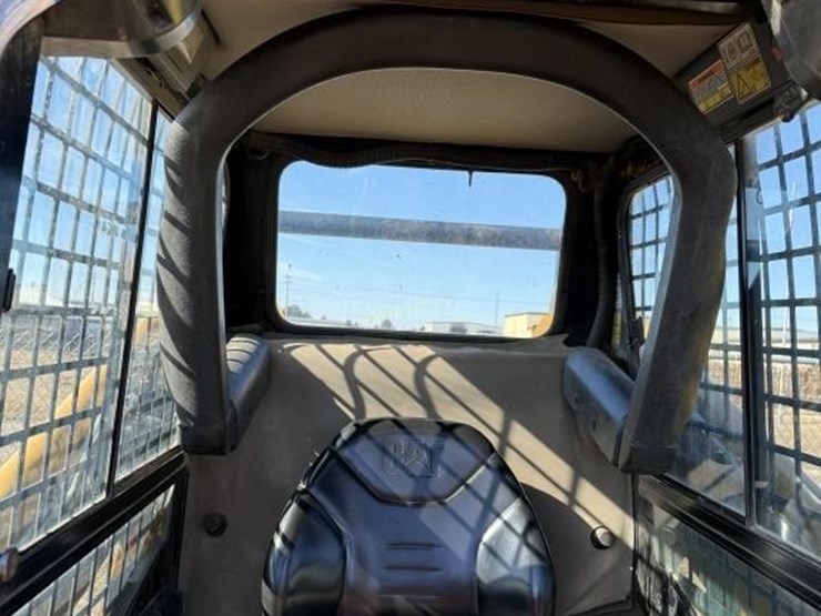 caterpillar-287b-image-12