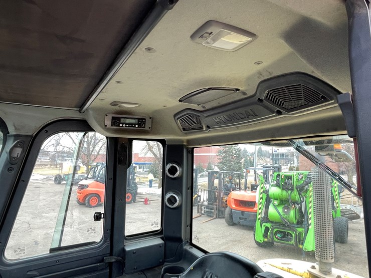 2016-hyundai-70d-9-image-36