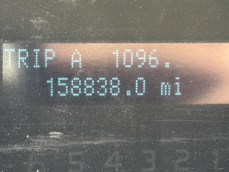 2013-ford-f150-xl-image-13