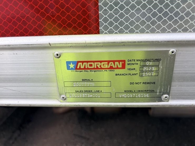 2024-isuzu-npr-image-20