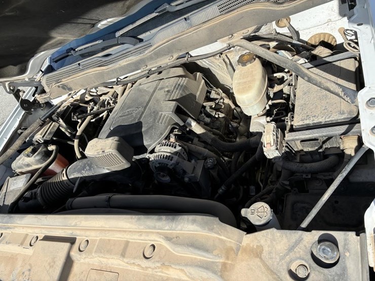 2018-chevrolet-2500-image-6