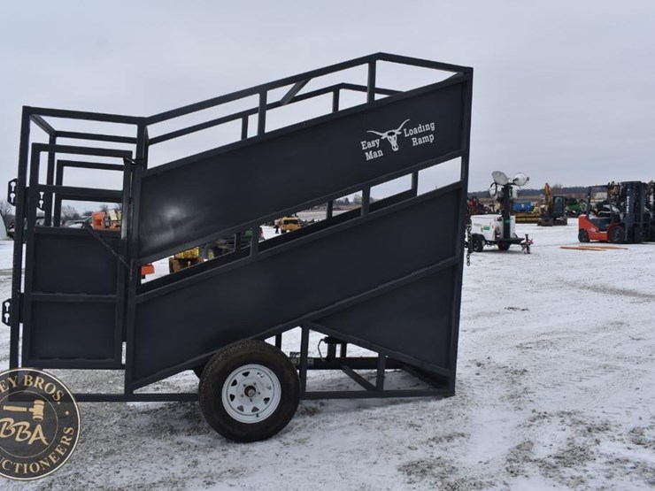 easy-man-livestock-chute-38999-image-9