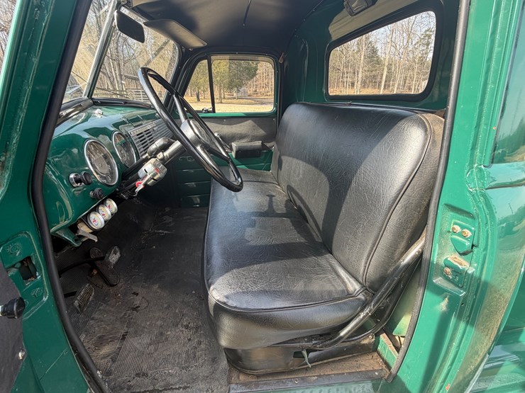 1952-chevrolet-3100-image-13