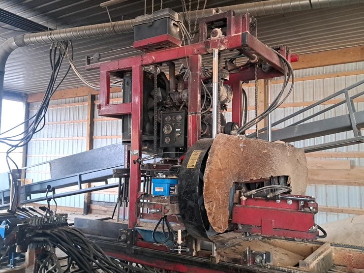 #127-•-2013-cooks-ac36-portable-bandmill-image-19