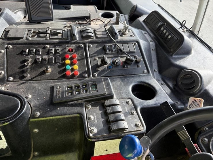 2010-autocar-xpeditor-image-15