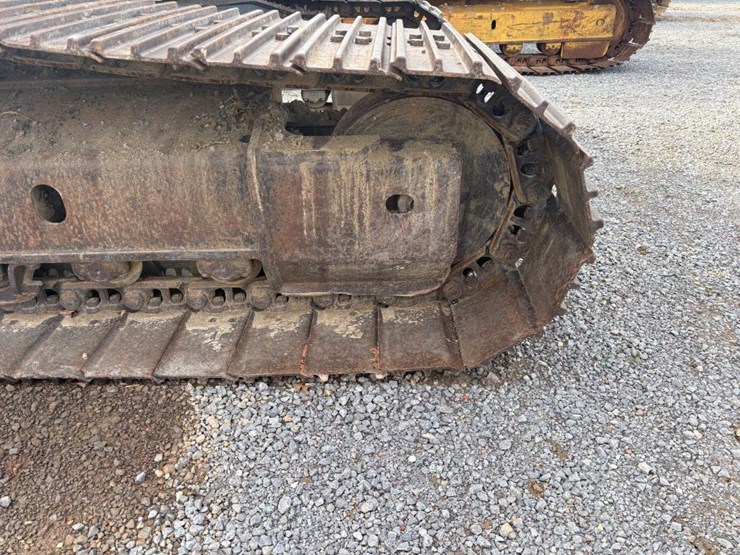 2010-komatsu-pc200-lc-8-image-11