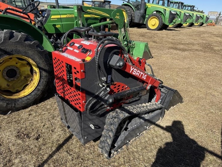 2025-new-agt-ysrt14-tracked-mini-skidsteer-image-4