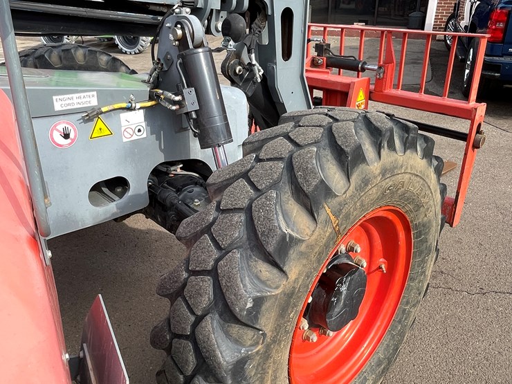 #130-•-2018-skyjack-sj843-telehandler-image-35