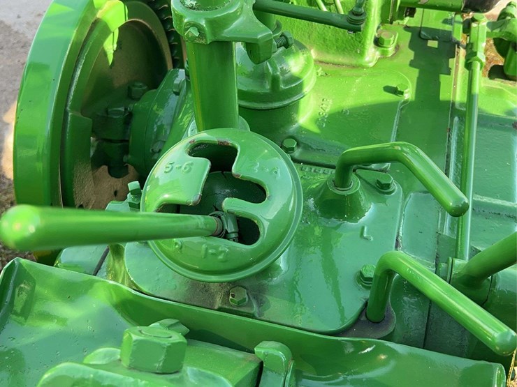 john-deere-model-b-image-49