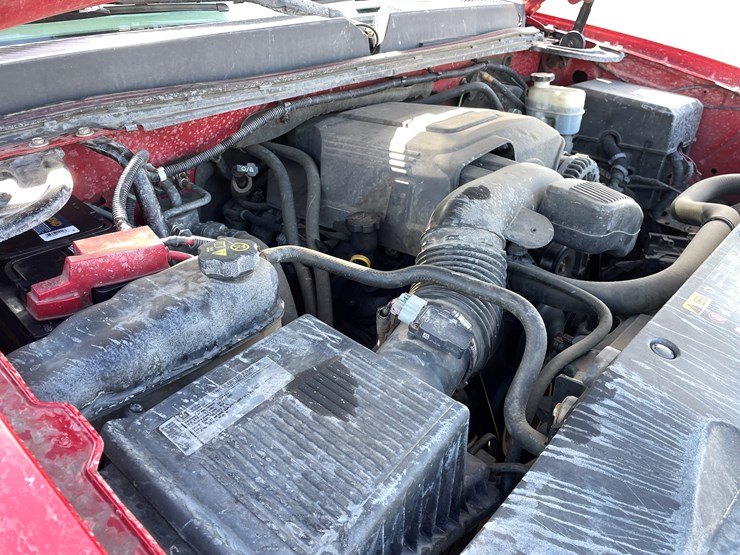 #1525-•-2012-gmc-sierra-sle-pickup-truck-(has-mn-title)-image-9