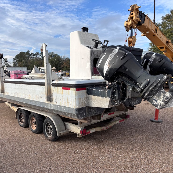 #1416 • 21 FOOT CAT WORK BOAT | NO TITLE