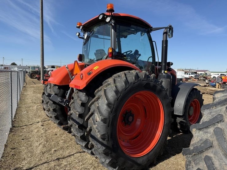 2023-kubota-m7-152-image-8