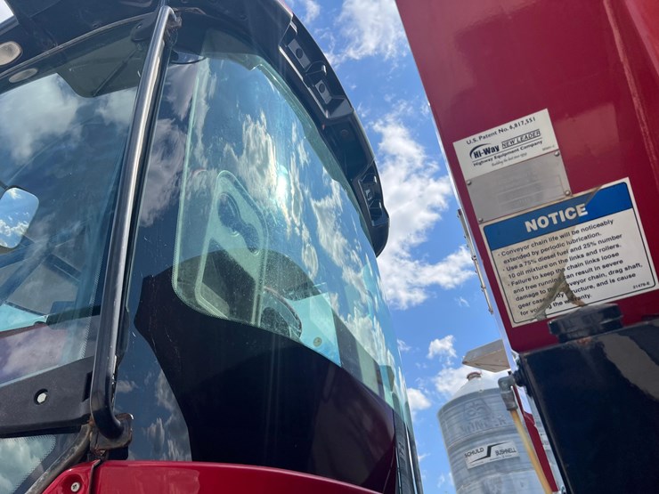 2015-case-ih-titan-3530-image-24