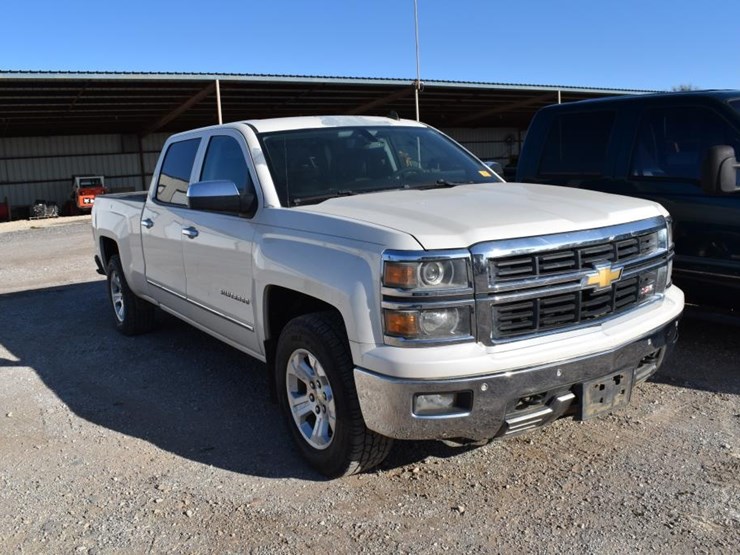 2014-chevrolet-1500-image-2