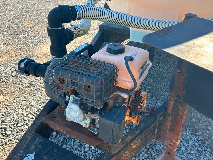 adams-nurse-trailer-tank-image-10