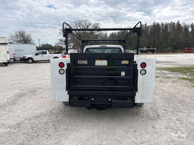 2013-ford-f350-image-22