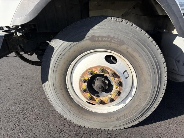 2012-international-workstar-7400-image-7