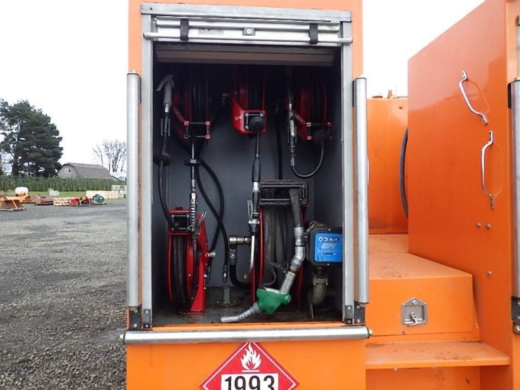 2004-ford-f650-image-23