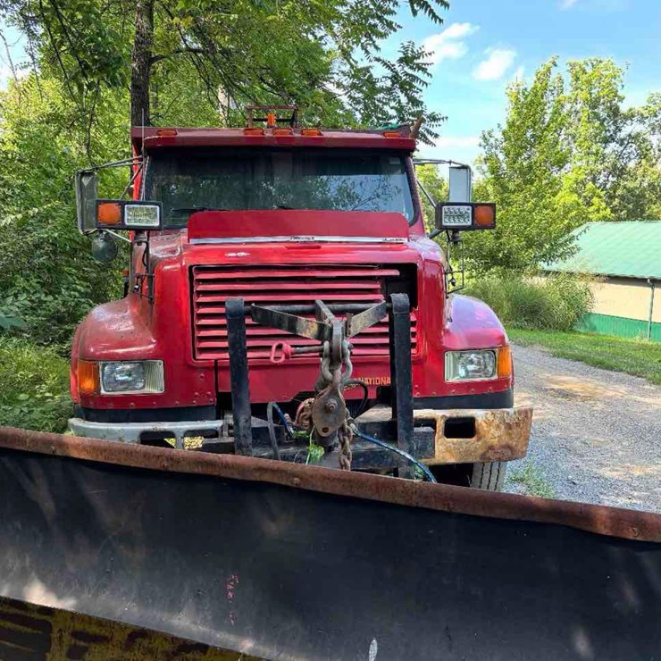 1992 INTERNATIONAL 4700