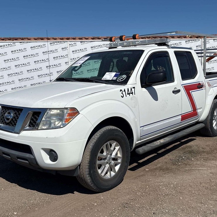 2015 NISSAN FRONTIER