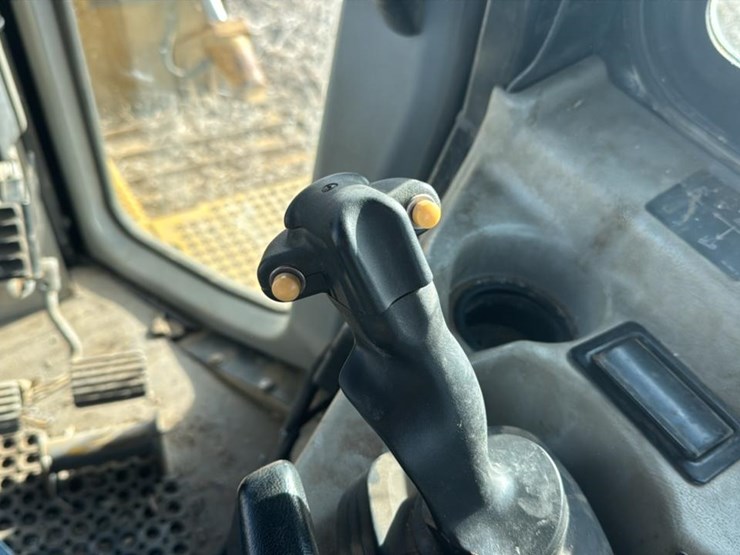 2002-caterpillar-d6r-xw-image-74