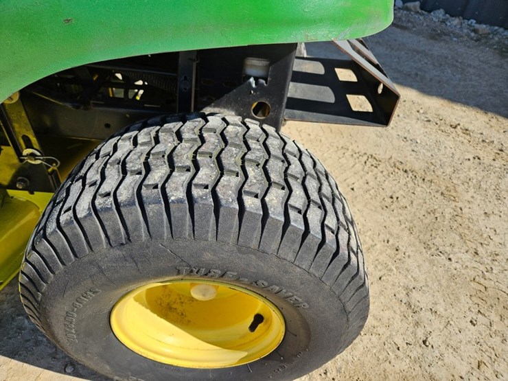 john-deere-l111-image-13