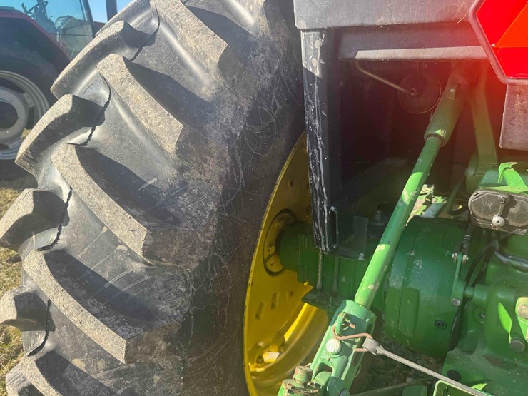 1992-john-deere-3055-image-35