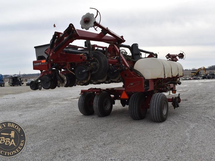 2010-case-ih-1240-image-5